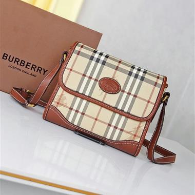 BURBERRY   2023新款女生時尚休閒包 尺寸：21*8.5*18CM