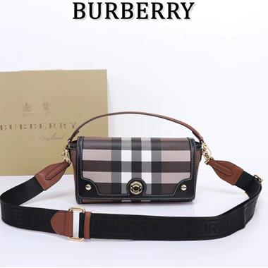 BURBERRY   2023新款女生時尚休閒包 尺寸：24*8*14CM