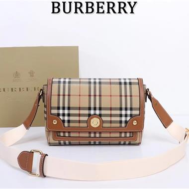 BURBERRY   2023新款女生時尚休閒包 尺寸：25* 8.5*18CM