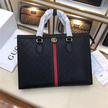 GUCCI  2023新款男生時尚休閒包 尺寸38*29*7CM