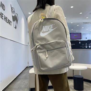 Nike  2023新款時尚休閒包   