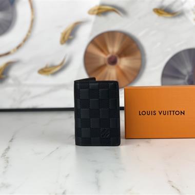 LOUIS VUITTON  2023新款時尚休閒包 尺寸：8 x 11 x 1CM