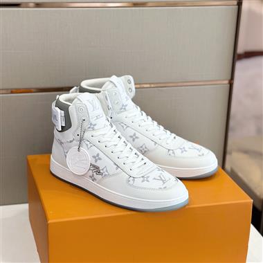 Louis Vuitton   2023新款休閒時尚男生鞋子