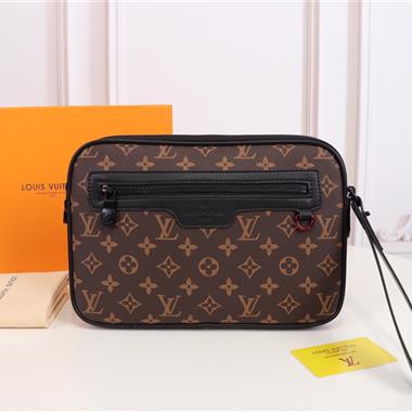 LOUIS VUITTON   2023新款女生時尚休閒包 尺寸：28.5* 21*2CM