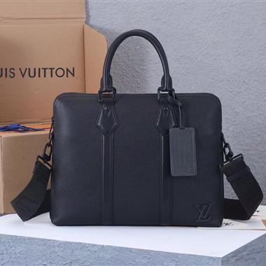 LOUIS VUITTON    2023新款女生時尚休閒包 尺寸：38*29*7CM