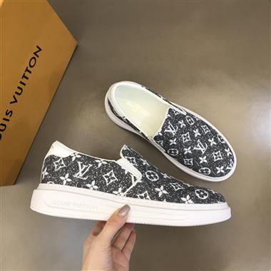 Louis Vuitton  2023新款休閒時尚男生鞋子