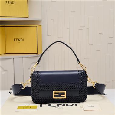 FENDI   2023新款女生時尚休閒包  尺寸：27*15*6CM