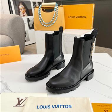 Louis Vuitton    2023新款女生休閒時尚鞋子