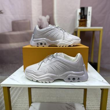 Louis Vuitton   2023新款休閒時尚男生鞋子