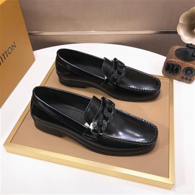 Louis Vuitton   2023新款休閒時尚男生鞋子