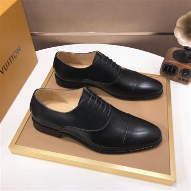 Louis Vuitton   2023新款休閒時尚男生鞋子