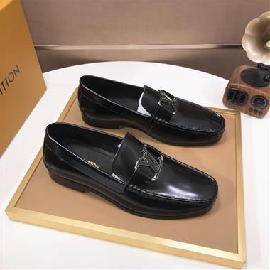 Louis Vuitton   2023新款休閒時尚男生鞋子