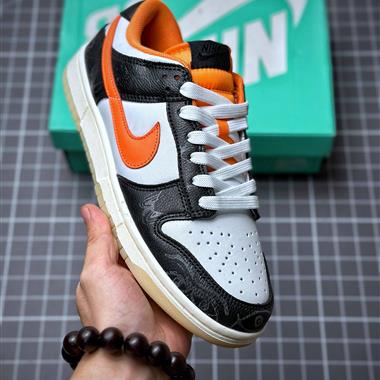 Nike SB Zoom Dunk Low 板鞋