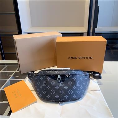 LOUIS VUITTON   2023新款女生時尚休閒包 尺寸：34*14CM