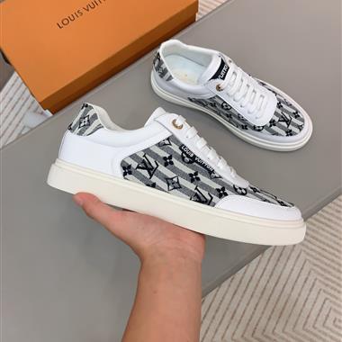 Louis Vuitton   2023新款休閒時尚男生鞋子