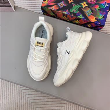 Louis Vuitton   2023新款休閒時尚男生鞋子