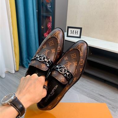 Louis Vuitton   2023新款休閒時尚男生鞋子