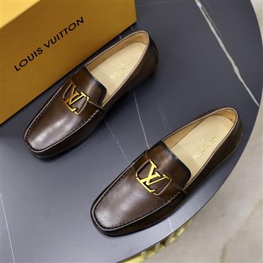 Louis Vuitton  2023新款休閒時尚男生鞋子