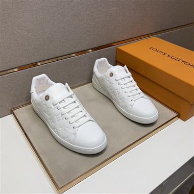 Louis Vuitton    2023新款休閒時尚男生鞋子