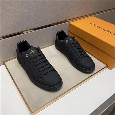 Louis Vuitton    2023新款休閒時尚男生鞋子