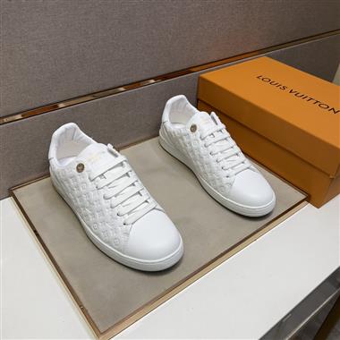 Louis Vuitton    2023新款休閒時尚男生鞋子