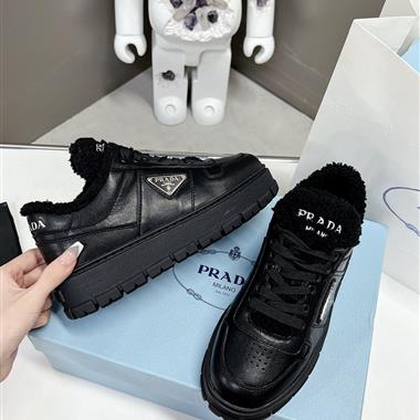 PRADA   2023新款女生休閒時尚鞋子