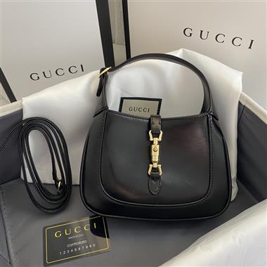 GUCCI   2023新款女生時尚休閒包 尺寸：19-13-3CM