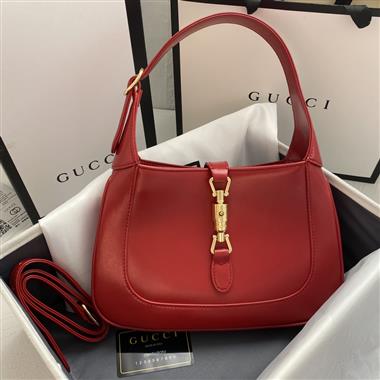 GUCCI   2023新款女生時尚休閒包 尺寸：28-19-4CM