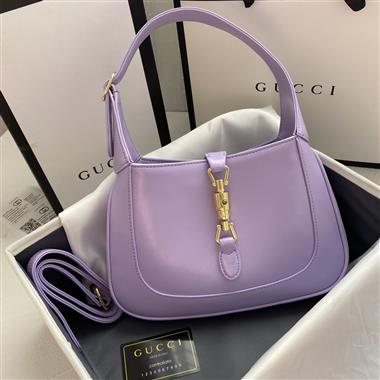 GUCCI   2023新款女生時尚休閒包 尺寸：28-19-4CM