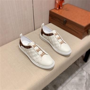 Louis Vuitton   2023新款男生休閒時尚鞋子