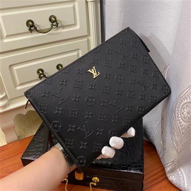 LOUIS VUITTON   2023新款男生時尚休閒包 尺寸：28-17-6CM