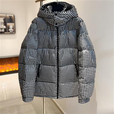 MONCLER   2023秋冬新款羽絨外套