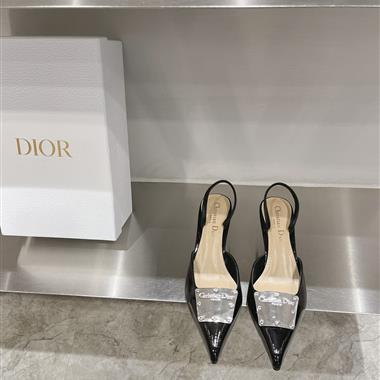 DIOR   2023新款女生休閒時尚鞋子