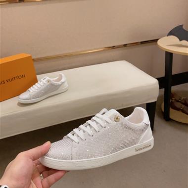 Louis Vuitton  2023新款男生休閒時尚鞋子