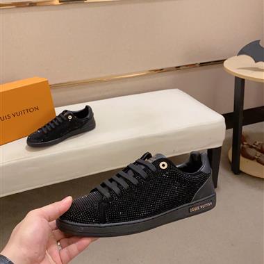 Louis Vuitton  2023新款男生休閒時尚鞋子