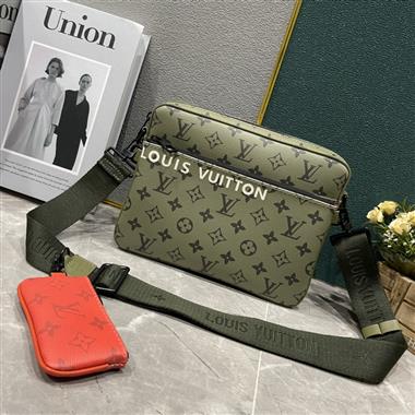 LOUIS VUITTON  2023新款男生時尚休閒包 尺寸：25*18.5*7CM