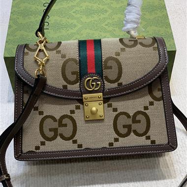 GUCCI   2023新款女生時尚休閒包 尺寸：25*17.5*7CM