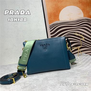 PRADA   2023新款女生時尚休閒包 尺寸：24*19*6CM