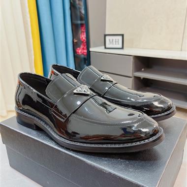 PRADA   2023新款男生休閒時尚鞋子