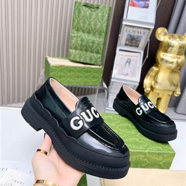 GUCCI   2023新款女生休閒時尚鞋子