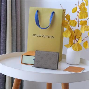 LOUIS VUITTON   2023新款時尚皮夾