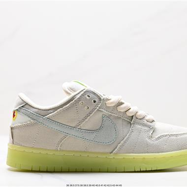 Nike Dunk Low 板鞋