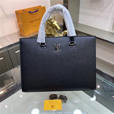 LOUIS VUITTON  2023新款男生時尚包包 尺寸：38-28-6.5CM