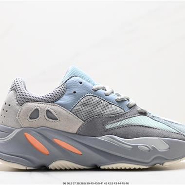 Adidas YEEZY 700V2 ’Static‘ 