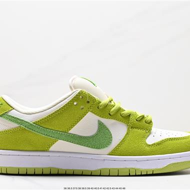 Nike Dunk Low 板鞋