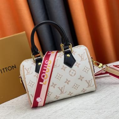 LOUIS VUITTON  2023新款女生時尚休閒包 尺寸：20*13.5*12CM