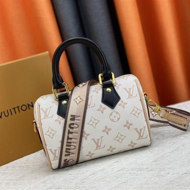 LOUIS VUITTON  2023新款女生時尚休閒包 尺寸：20*13.5*12CM