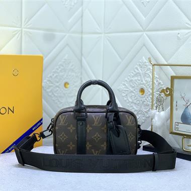 LOUIS VUITTON  2023新款女生時尚休閒包 尺寸：20*13*5.5CM