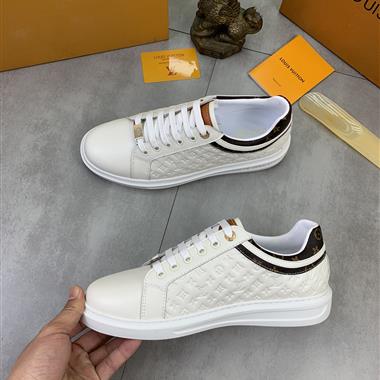 Louis Vuitton  2023新款男生休閒時尚鞋子