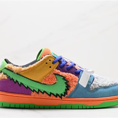 Nike Dunk Low 板鞋